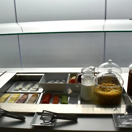 4-يو شقة فندقية 4*